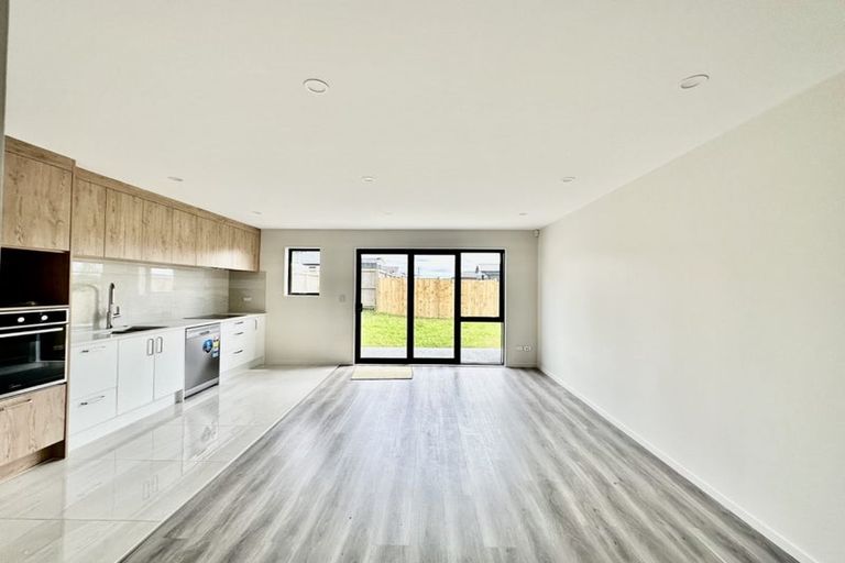 Photo of property in 12b Ahunga Road, Karaka, Papakura, 2113