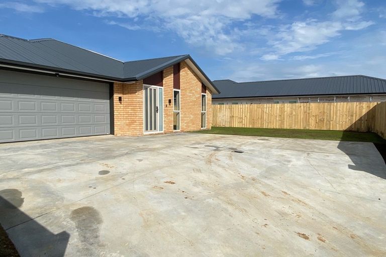 Photo of property in 5 Hourua Lane, Glenview, Hamilton, 3206