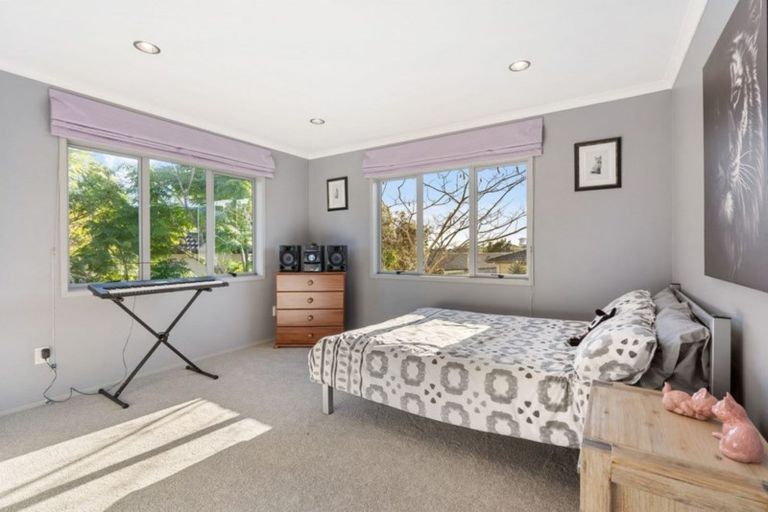 Photo of property in 28 Jelas Road, Red Beach, 0932