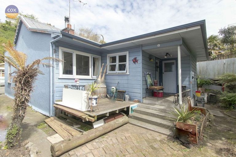 Photo of property in 33 Shakespeare Road, Bluff Hill, Napier, 4110