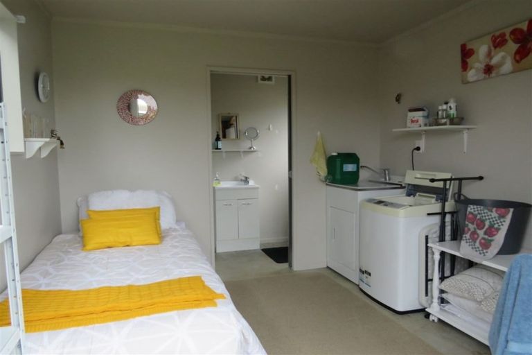 Photo of property in 27a Seabury Avenue, Foxton Beach, Foxton, 4815