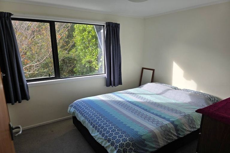 Photo of property in 24 Silverstream Road, Crofton Downs, Wellington, 6035