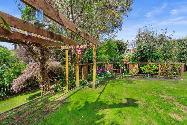 Photo of property in 368 Whangaparaoa Road, Stanmore Bay, Whangaparaoa, 0932