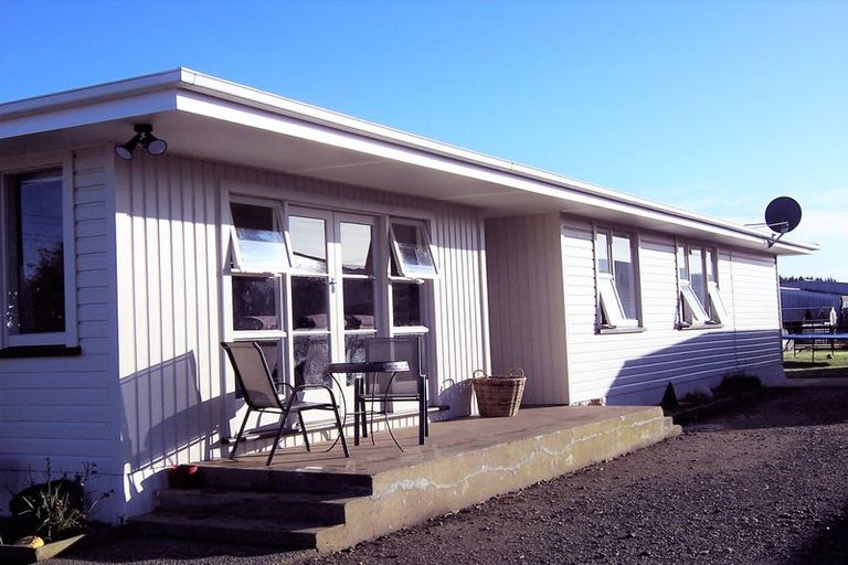 Photo of property in 4 Carlyle Street, Tuatapere, 9620