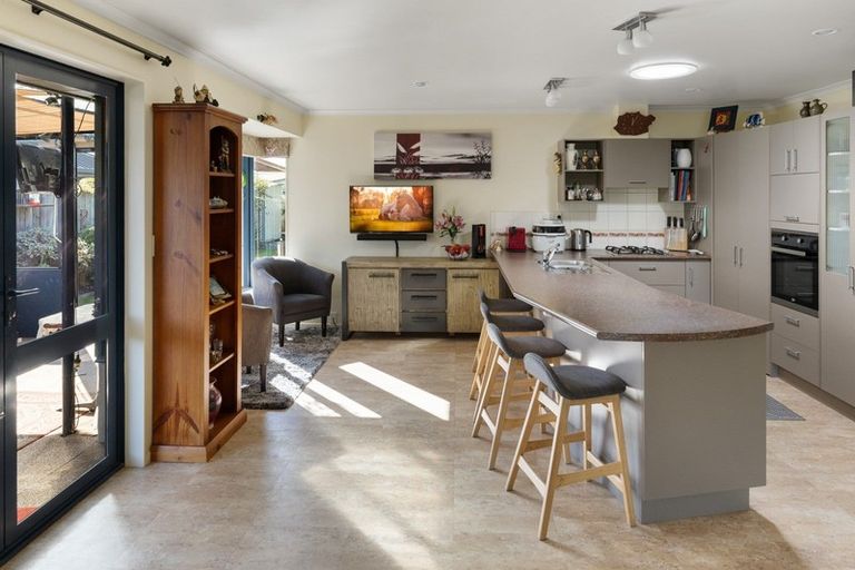 Photo of property in 24 Hollybush Drive, Brightwater, 7022