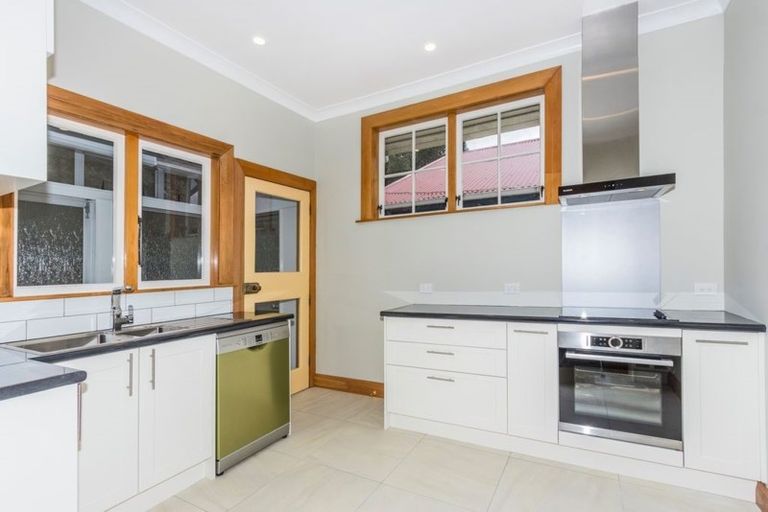 Photo of property in 68 Rakau Road, Hataitai, Wellington, 6021