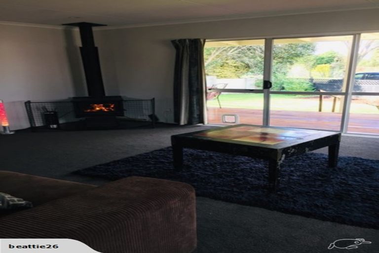 Photo of property in 24 Henderson Street, Otane, 4202