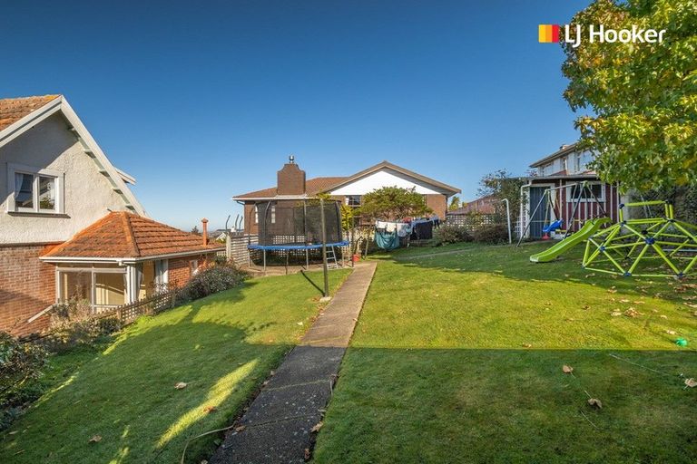 Photo of property in 17 Leven Street, Roslyn, Dunedin, 9010