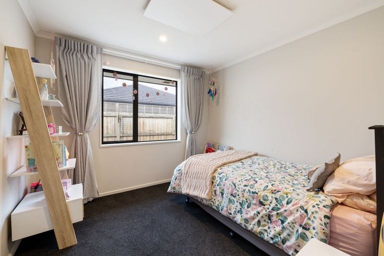 Photo of property in 5 Catchpole Place, Woodend, 7610