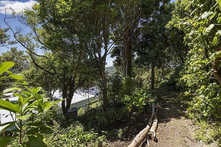 Photo of property in 107 Karori Road, Karori, Wellington, 6012