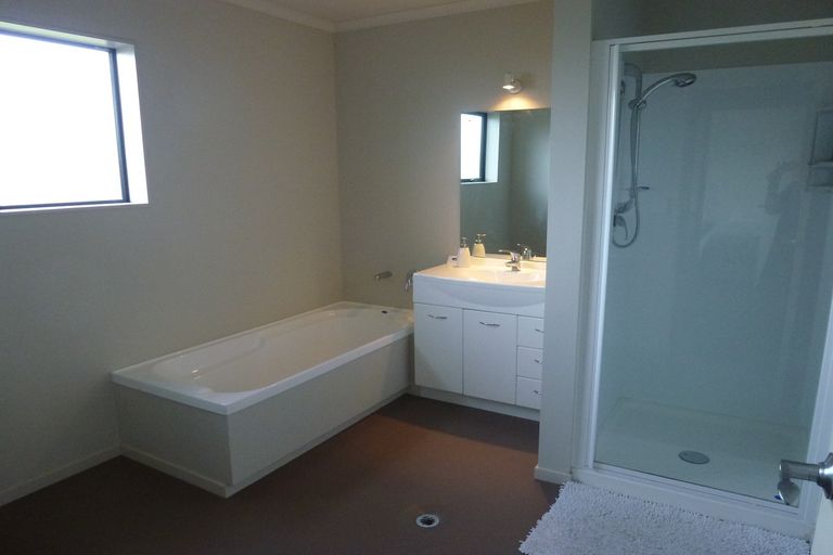 Photo of property in 42a Aronui Road, Bridge Hill, Alexandra, 9320