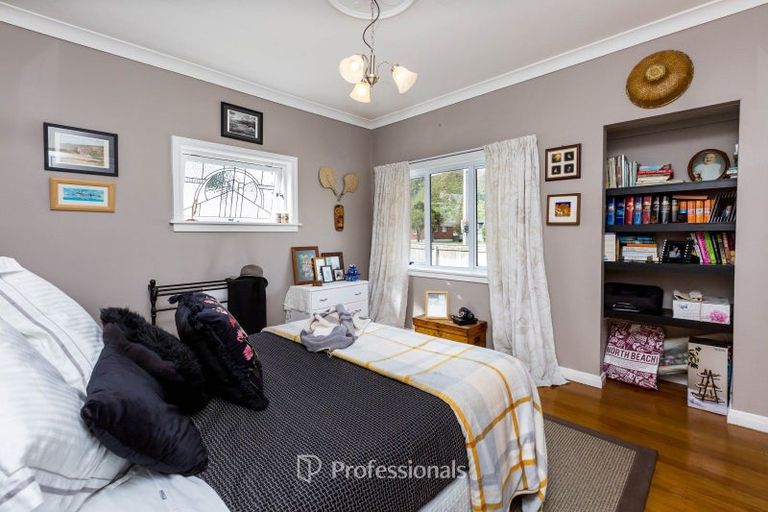 Photo of property in 1071 High Street, Taita, Lower Hutt, 5011