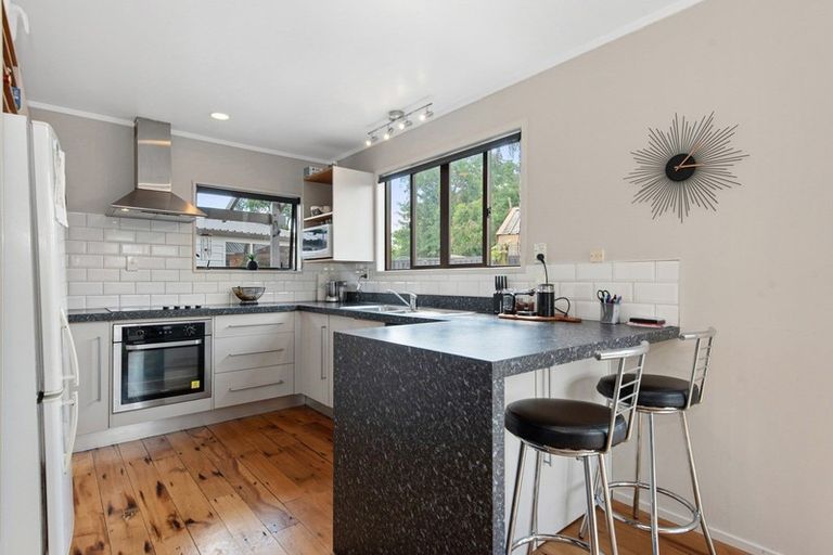 Photo of property in 18 Halyard Close, Flagstaff, Hamilton, 3210