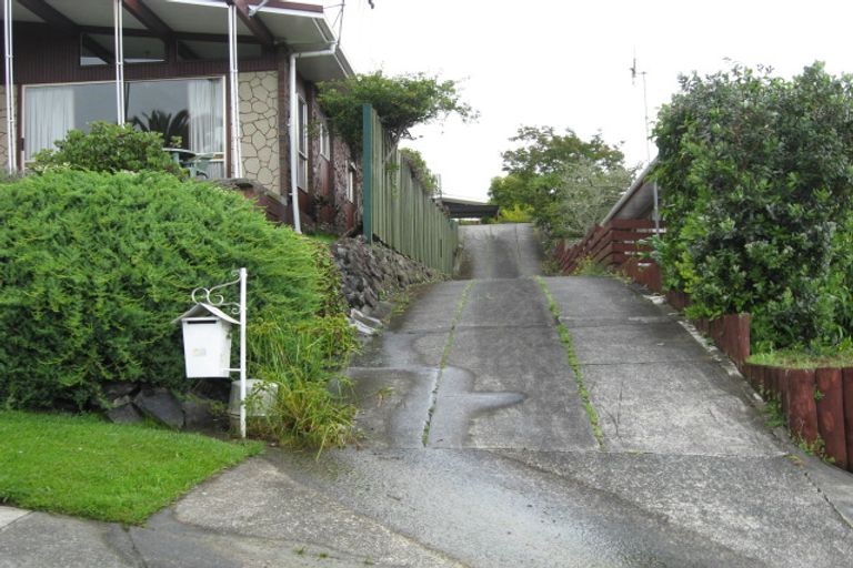 Photo of property in 18 Mountain Road, Morningside, Whangarei, 0110