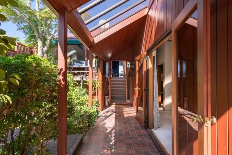 Photo of property in 39 Wakeman Road, Acacia Bay, Taupo, 3330