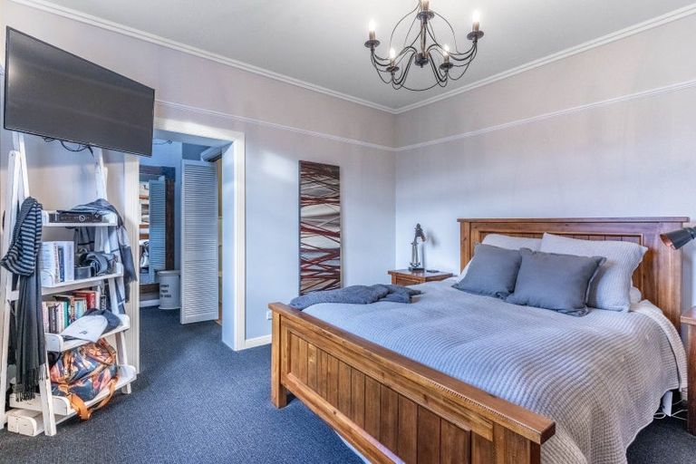 Photo of property in 29 Queen Street, Winton, 9720