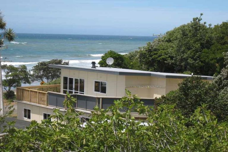 Photo of property in 18 Akitio Esplanade, Akitio, Pongaroa, 4991
