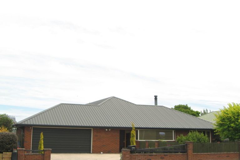 Photo of property in 4 Penruddock Rise, Westmorland, Christchurch, 8025