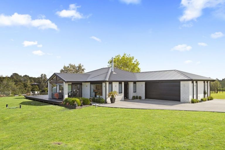 Photo of property in 277a Bald Hill Road, Waiuku, 2681