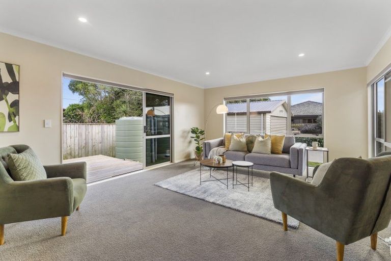 Photo of property in 12 Dal Din Drive, Otaki, 5512