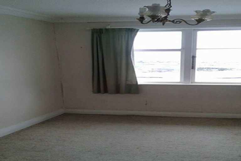 Photo of property in 10 Korokoro Road, Korokoro, Lower Hutt, 5012
