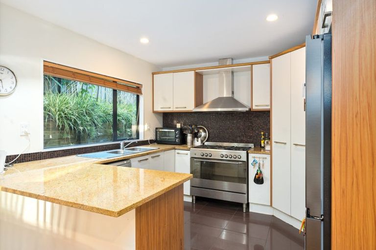 Photo of property in 37 Virginia Street, Henderson, Auckland, 0612