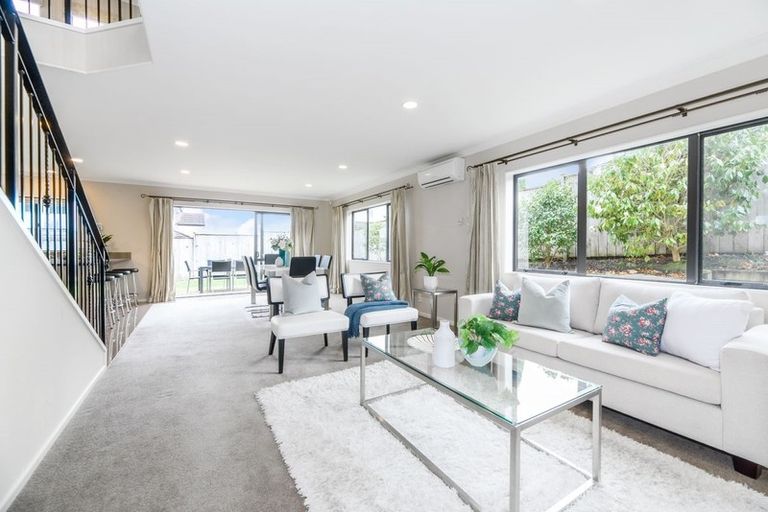 Photo of property in 4 Melness Place, Flat Bush, Auckland, 2016