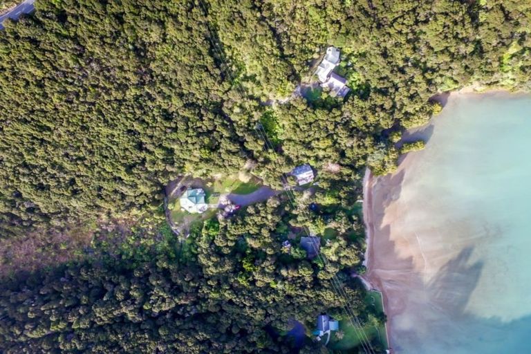 Photo of property in 1/2 Manawaora Road, Russell, 0272