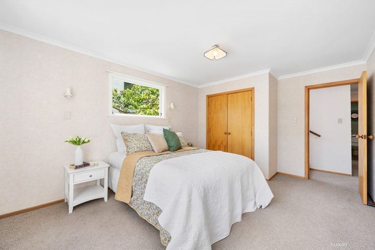 Photo of property in 26 Omar Street, Khandallah, Wellington, 6035