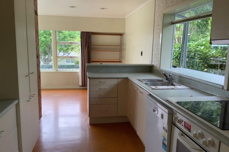 Photo of property in 3 Vienna Place, Birkenhead, Auckland, 0626