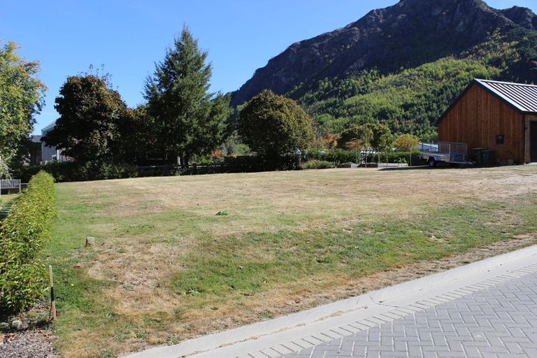 Photo of property in 23 Flynn Lane, Arrowtown, 9302