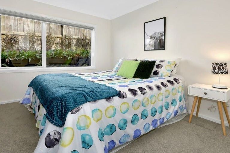 Photo of property in 146 Endeavour Drive, Whitby, Porirua, 5024