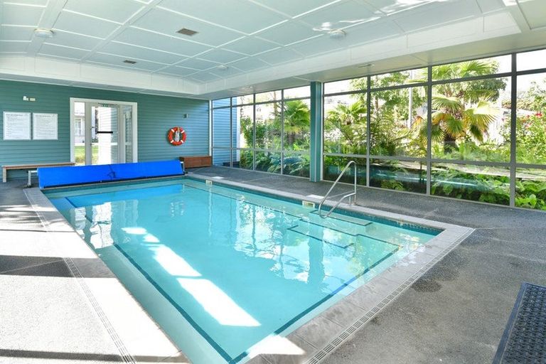 Photo of property in 2 Parkside Drive, Orewa, 0931