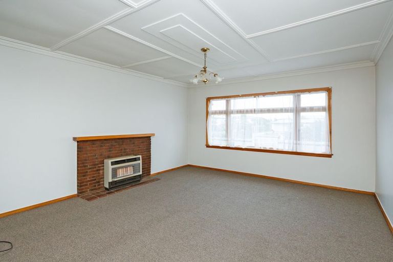 Photo of property in 5 Wood Street, Takaro, Palmerston North, 4410