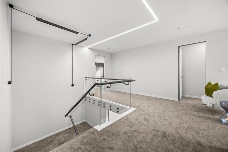 Photo of property in 4 Seawind Way, Hobsonville, Auckland, 0616