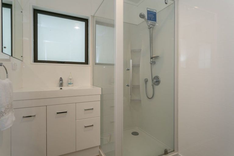 Photo of property in 33 Korimako Road, Waipahihi, Taupo, 3330