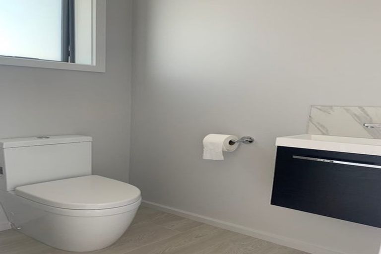 Photo of property in 13 Tokitoki Way, Kenepuru, Porirua, 5022