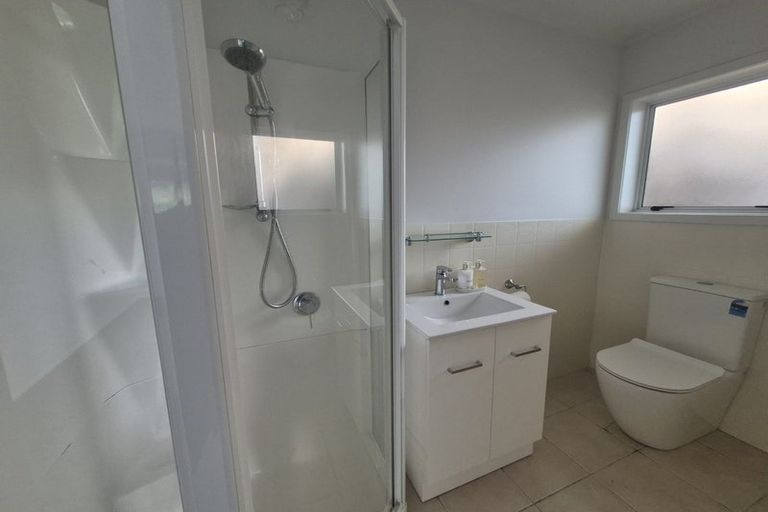 Photo of property in 364 Great South Road, Opaheke, Papakura, 2113