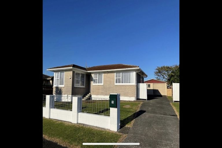 Photo of property in 90 Windrush Close, Mangere, Auckland, 2022