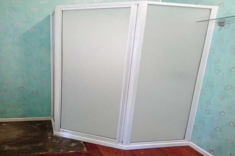 Photo of property in 33 Breakwater Road, Moturoa, New Plymouth, 4310