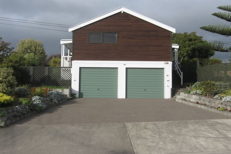Photo of property in 56 Glen Road, Raumati South, Paraparaumu, 5032