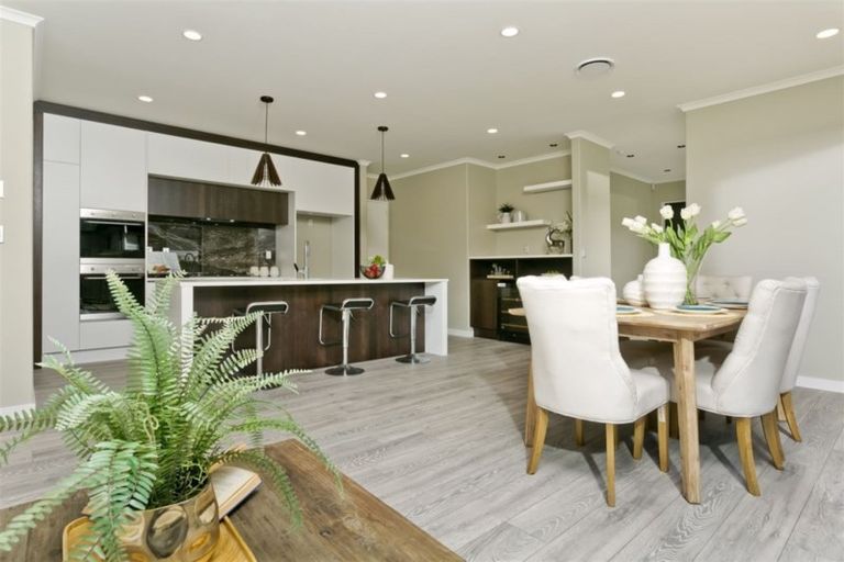 Photo of property in 63 Symes Drive, Red Beach, 0932