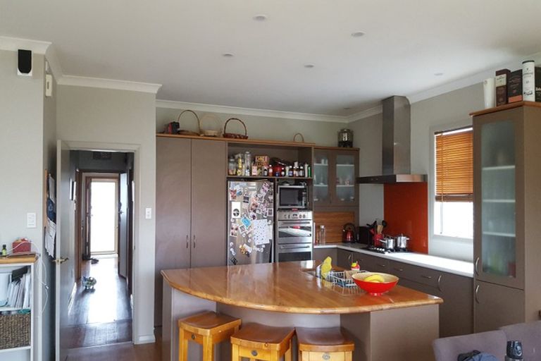 Photo of property in 33 Buick Street, Petone, Lower Hutt, 5012