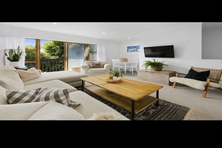 Photo of property in 3/57 Lake Road, Devonport, Auckland, 0624