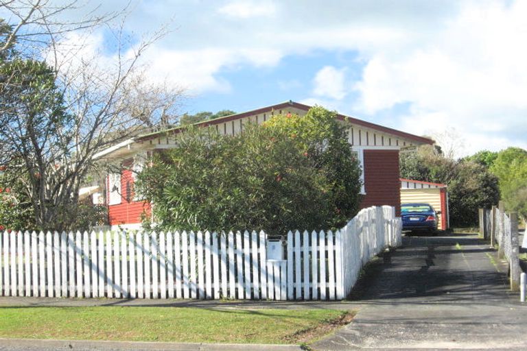 Photo of property in 5 Beazley Crescent, Tikipunga, Whangarei, 0112