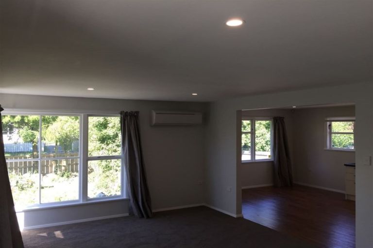 Photo of property in 327 Clyde Road, Bryndwr, Christchurch, 8053