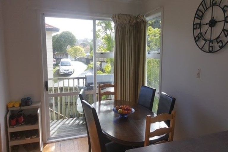 Photo of property in 13a Universal Drive, Henderson, Auckland, 0610