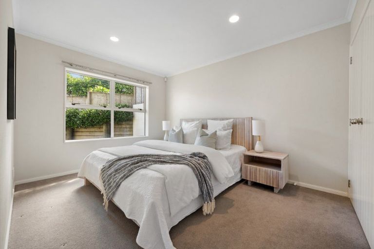 Photo of property in 231 Jeffs Road, Flat Bush, Auckland, 2016