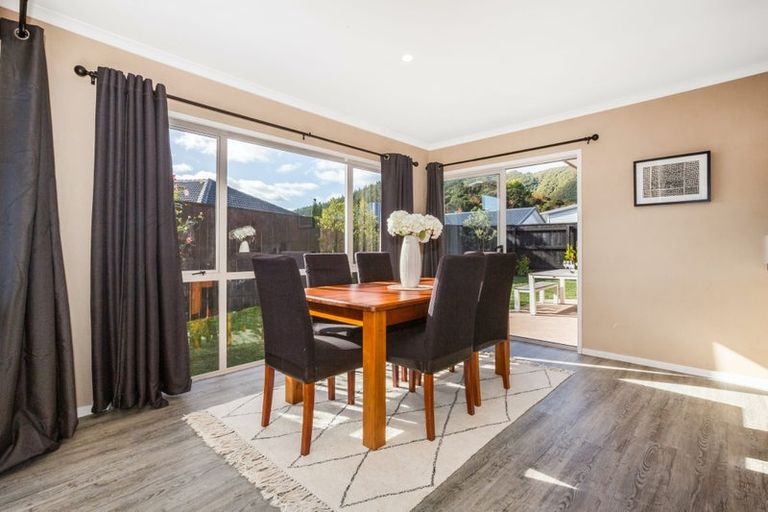 Photo of property in 17 Fraser Colman Grove, Wainuiomata, Lower Hutt, 5014