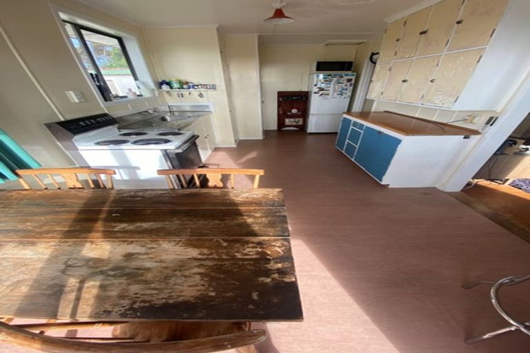 Photo of property in 11 Aparangi Crescent, Elsdon, Porirua, 5022